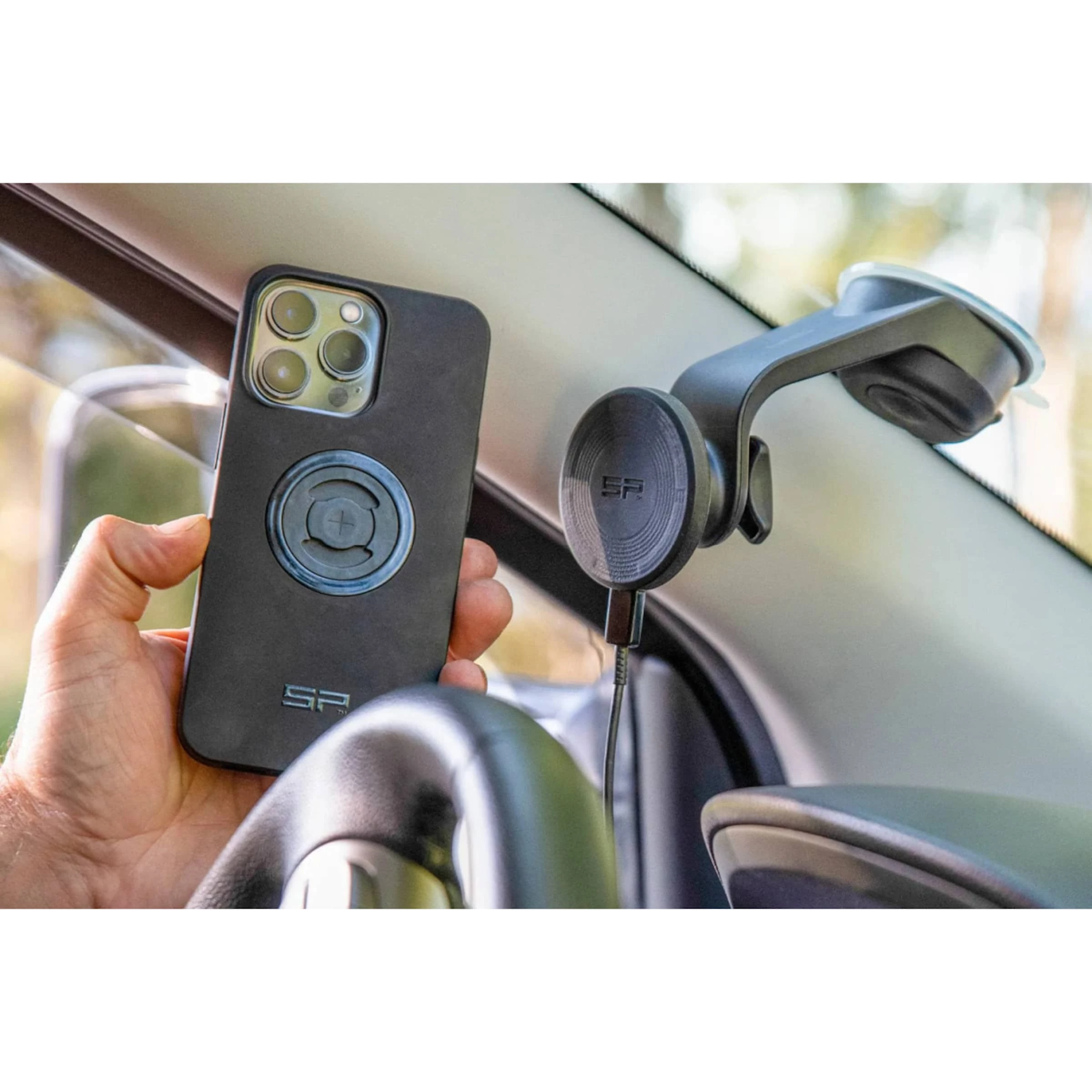 SP CONNECT Charging Suction Mount SPC+ Support Automobile Avec Chargeur Pour Pare-brise 4 SP CONNECT Charging Suction Mount SPC+ Support Automobile Avec Chargeur Pour Pare-brise – Image 2