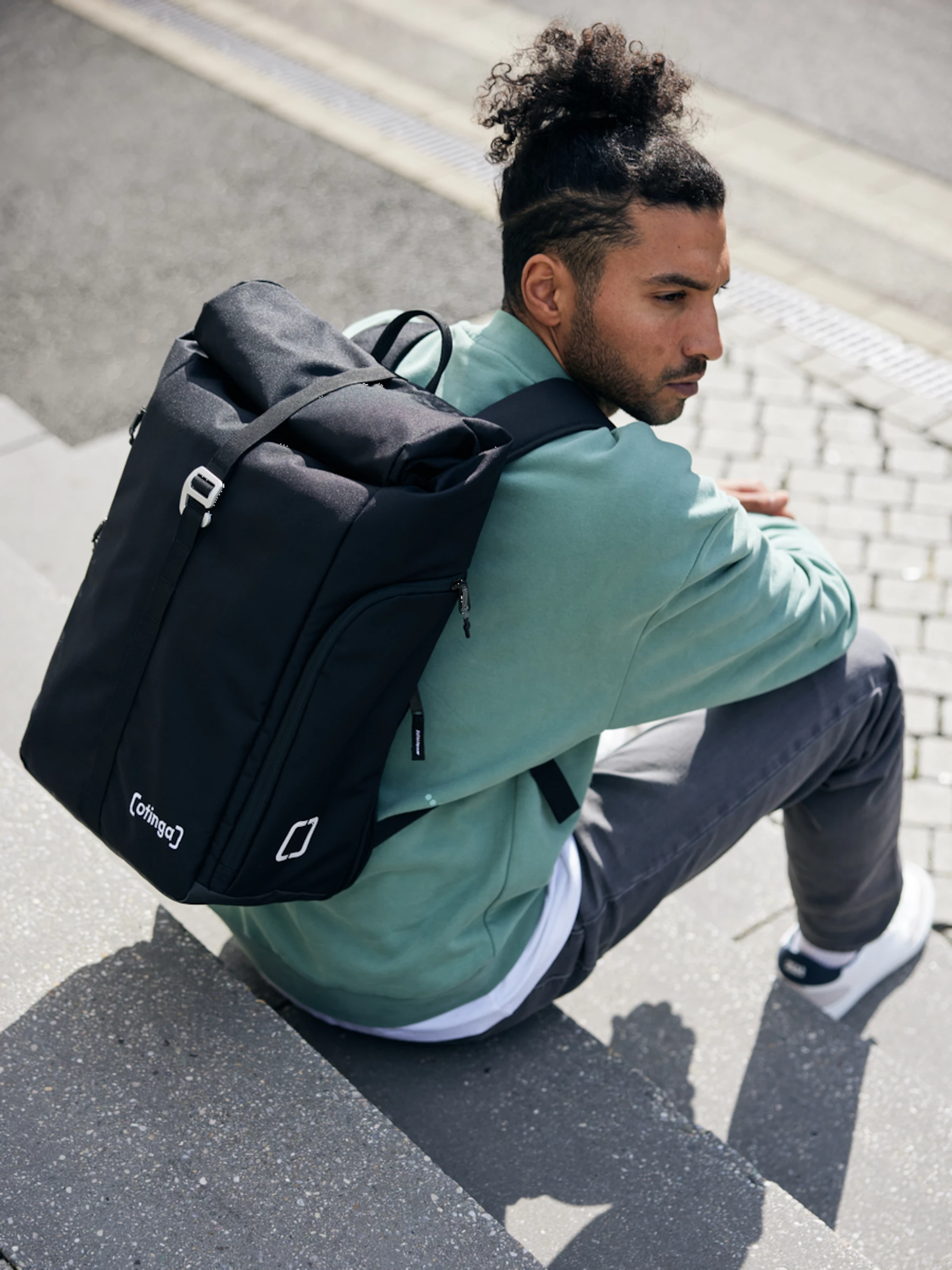 Otinga Flip Sac à Dos & Sacoche Porte-bagages 2en1 7 Otinga Flip Sac à Dos & Sacoche Porte-bagages 2en1 – Image 5