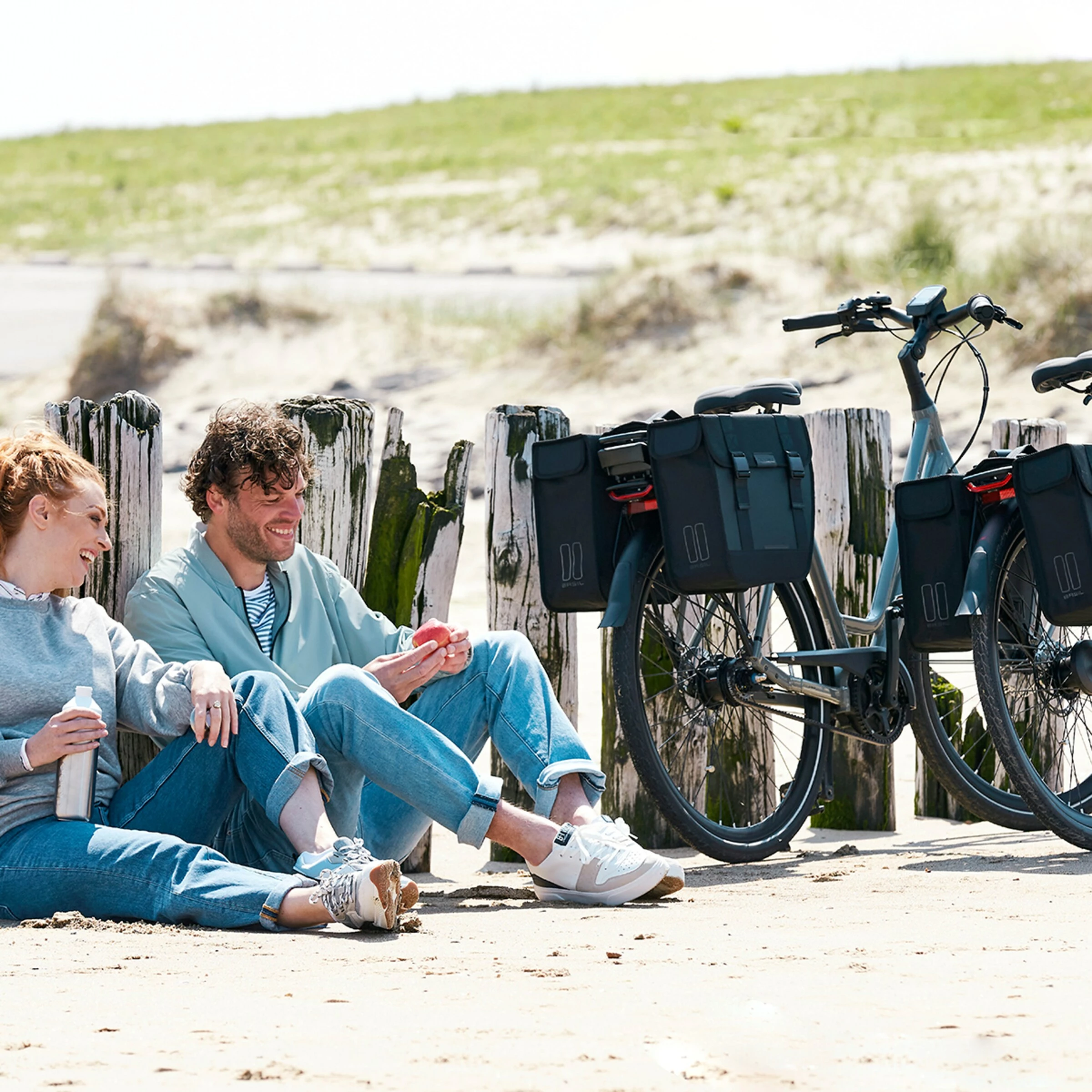 BASIL Tour Waterproof Double Pannier Bag MIK Double Sacoche Porte-bagages 10 BASIL Tour Waterproof Double Pannier Bag MIK Double Sacoche Porte-bagages – Image 8