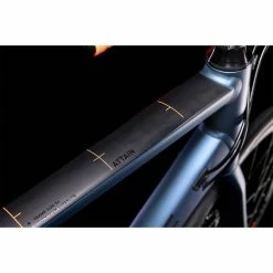 Cube Attain Road Bike (2022) 9 Cube Attain Road Bike (2022) -Vélos Remise Cube Attain Road cycling Bike 2022 blue orange aluminium 03