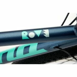 Kona Rove AL 650 Gravel Bike (2022) -Vélos Remise Kona Rove AL 650 Gravel Bike 2022 Adventure Bikes Satin Gose Blue 2022 B22RVA6552 3