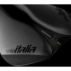 Selle Italia NOVUS X-Cross TM Boost EVO Superflow Saddle -Vélos Remise Novus20Boost20Evo20X Cross20TM20Superflow CLOSEUP1