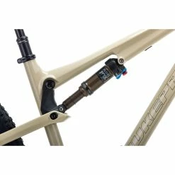 Nukeproof Reactor 290 ST Factory Carbon Bike (XT) 36 Nukeproof Reactor 290 ST Factory Carbon Bike (XT) -Vélos Remise Nukeproof Reactor 290 ST Factory Carbon Bike XT 2022 Cockie Dough 14