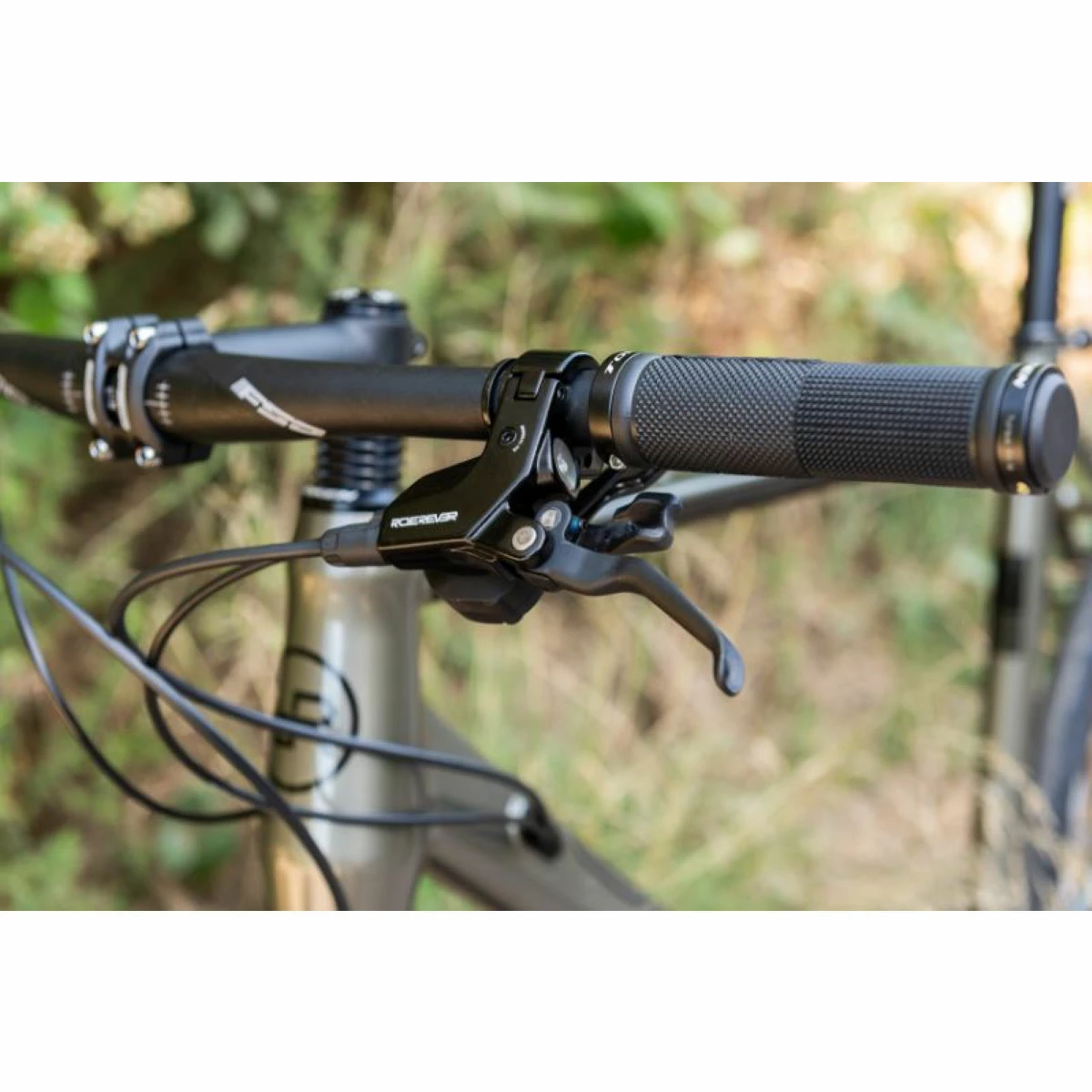 Orro Terra Gravel 105 R900 Flatbar Gravel Bike (2023) 8 Orro Terra Gravel 105 R900 Flatbar Gravel Bike (2023) – Image 6