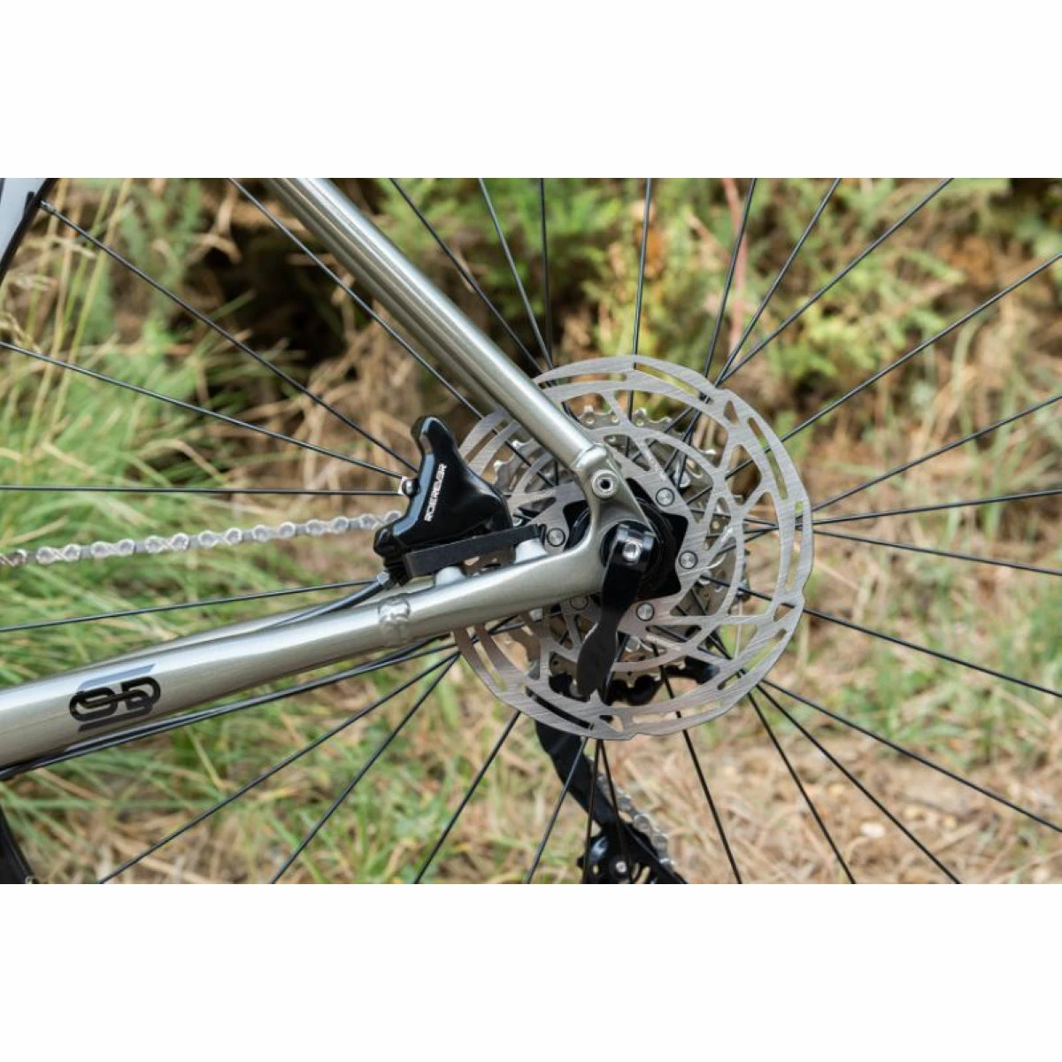 Orro Terra Gravel 105 R900 Flatbar Gravel Bike (2023) 11 Orro Terra Gravel 105 R900 Flatbar Gravel Bike (2023) – Image 9