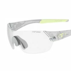 Tifosi Eyewear Slice Crystal Smoke 3 Lens Sunglasses -Vélos Remise Tifosi Eyewear Slice Crystal Smoke 3 Lens Sunglasses Sunglasses Crystal Black Clario 2022 1