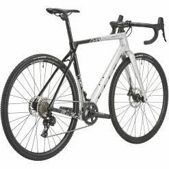 Vitus Energie EVO Apex Cyclocross Bike 21 Vitus Energie EVO Apex Cyclocross Bike -Vélos Remise Vitus Energie EVO Apex Cyclocross Bike Cyclocross Bikes Silver 2023 VEEVOAPX23S 2