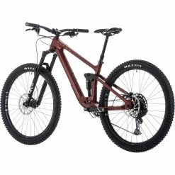 Vitus Escarpe 29 AMP Mountain Bike -Vélos Remise Vitus Escarpe 29 AMP Mountain Bike 2022 Octane Red 06