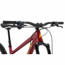 Vitus Mythique 29 AMP Mountain Bike -Vélos Remise Vitus Mythique 29 AMP Mountain Bike 2023 Octane Red 09