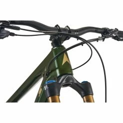Vitus Sommet 29 CRX Mountain Bike 31 Vitus Sommet 29 CRX Mountain Bike -Vélos Remise Vitus Sommet 29 CRX Mountain Bike 2022 Green 09